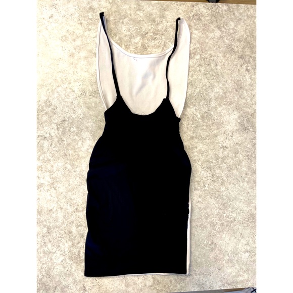 Two toned fitted dress - Picture 2 of 2